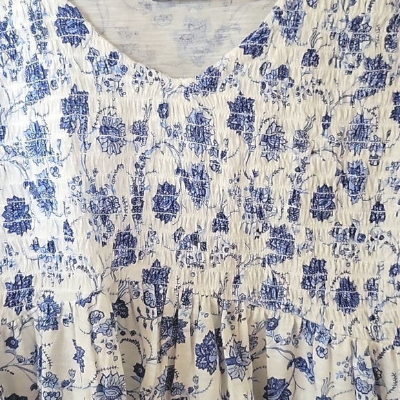 Lucky Brand Womens Floral Puff Sleeve Smocked Blouse - Size Medium - Picture 6 of 8